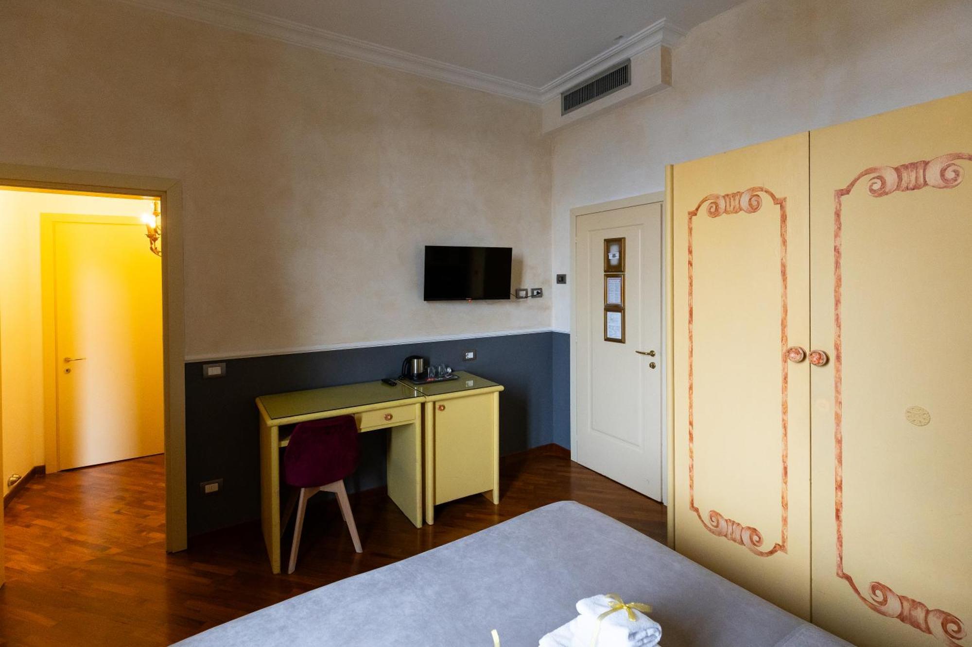 S.Maria Novella Dream Suites فلورنس المظهر الخارجي الصورة